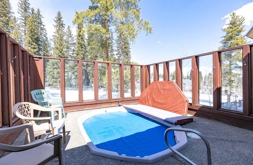 Four O'Clock Condo | Tyra Summit Breck Hideout Condo: Ski-In/Ski-Out