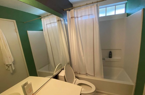 Waikoloa Village Condo | Unique 2 Bed, 2 Bath, Vault Ceilings, Full Kitchen, BBQ, Pools, Hot Tub, Pets OK