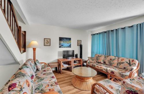 Punaluu House | Unit 52 Beautifully Furnished 2 bed 2 bath condo