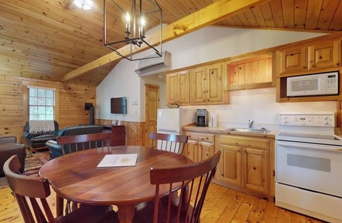 Northport Cabin | Unwind in this dog-friendly cabin with kitchen, firepit, WiFi & wooded views