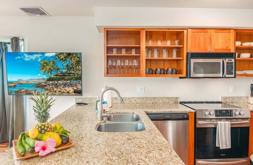 Waikoloa Village Condo | Upgraded 3 bed w Ocean View, Pool, Hot tub, 2 King