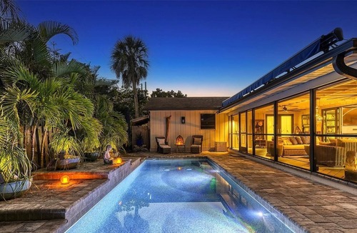 Bay Isle Villa | Vacation Luxury Villa/ Heated Pool -Beach Access New ·