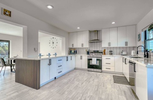 Venice House | Venice 3BR Canal Home | Heated Pool, Near Braves