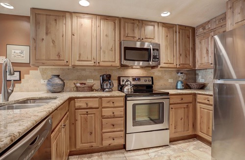 Peak 9 Apartment | Village at Breckenridge Condos Sleeps 8 - Ski in Out + Walk downtown