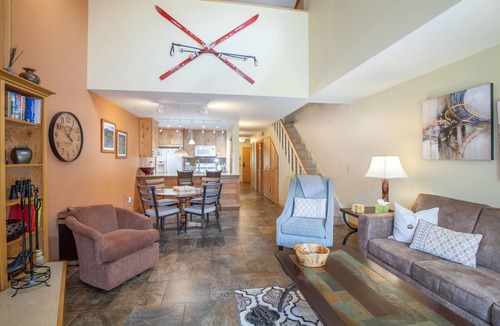 Mountain House Condo | Walk to Lift | Hot Tub & Pool