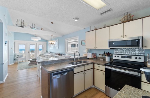 Holden Beach Condo | "Waters Edge 433-B" - Oceanfront Condo w/Community Pool, 2 Bedrooms/2 Bathrooms