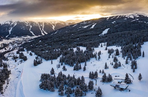 Copper Mountain Village Cabin | West Lake Lodge Hotel Style Room with 1 Bed #304C by RedAwning