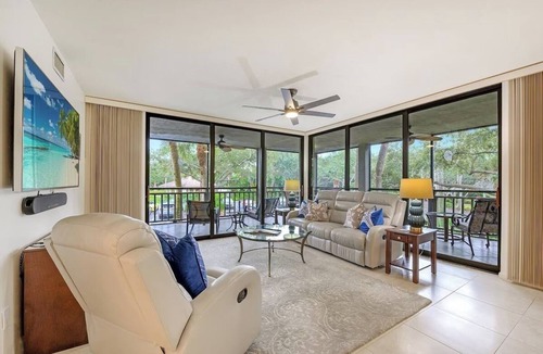 Bonita Bay Condo | Wild Pines B201