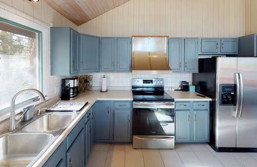 Tabernash House | WinterPark Chalet-3br/2ba. 2decks/hottub/mtn views. Skiing/Hiking/Biking nearby.