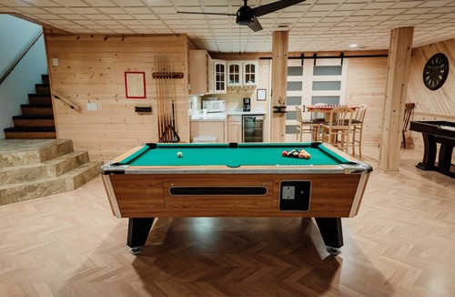 Sister Bay Cabin | Wooded Retreat With Space for Everyone