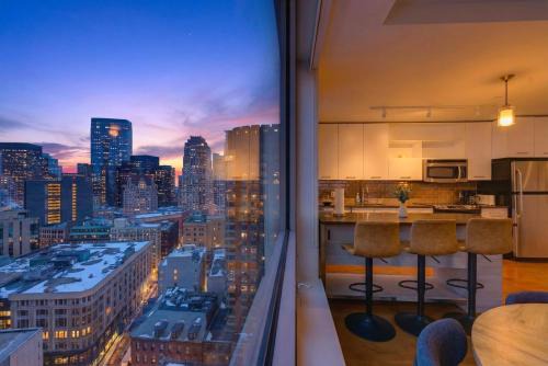 2 Bedroom Lux Apartment in Downtown Boston Tower