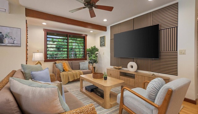 2 Mins to Private Beach, Dolphin Whale Watching, Hi6