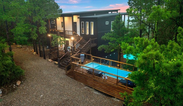2Mountaintop Cabins Pool Saunas Slides Views &More