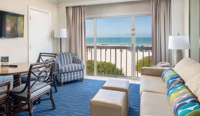 2x Gulf Front View Villa w/Balcony 2 Double Beds at Island Grand at TradeWinds