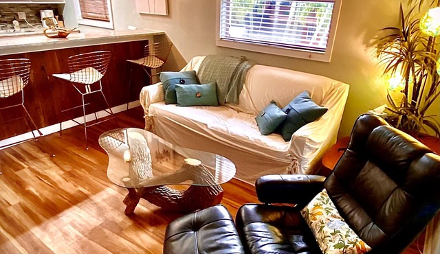 7k mattress?! On Upham St Pete Beach. Luxurious Mid Century gem ready for you