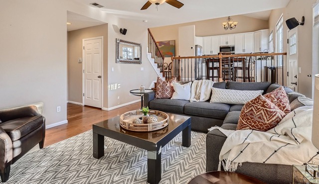 Adorable Home close to Boulder and Denver