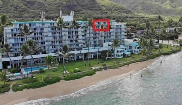 Aloha Beachside Getaways 3