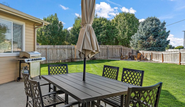 ⭐Badminton/Volleyball net⭐️100Mbps⭐️3 TVs⭐️15min→Indian Creek Plaza⭐2600ft² ⭐