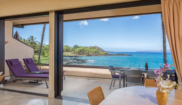 Beachfront /Corner /Renovated/2nd floor condo unit: F-204