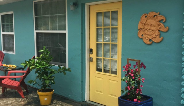 Beautiful 2 Br Cottage in downtown Gulfport