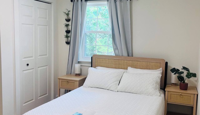 Beautiful Home!Comfy Home, Big Driveway, Big Space, Big Fun!