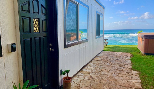 Beautiful ocean views, just steps away from Banzai Pipeline