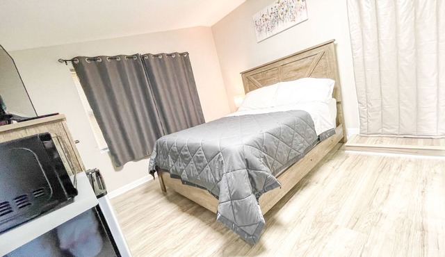Beautiful room in prime location