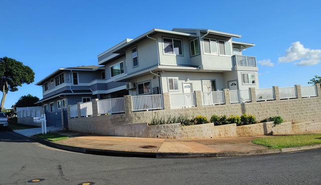 Beautiful sunsets view Work and Vacation 30-day rental.