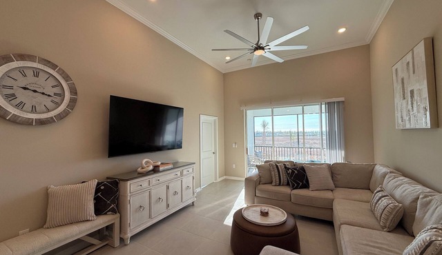 Beautifully Decorated Condo in Gorgeous Resort Community near Estero Fort Myers