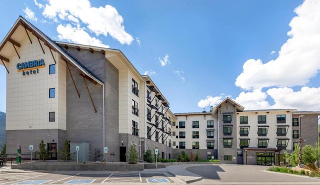 Cambria Hotel Copper Mountain
