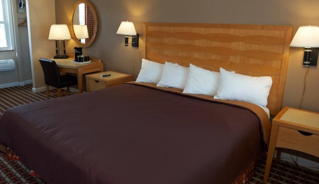 Cape Cod Inn in Hyannis