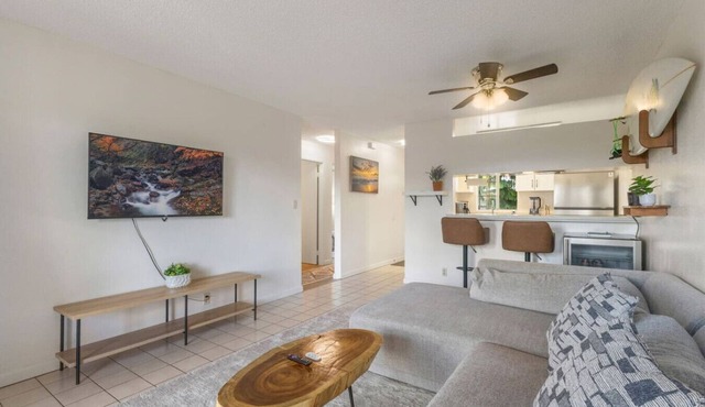 Central Island Living AC, Parking, Kitchen, W/D