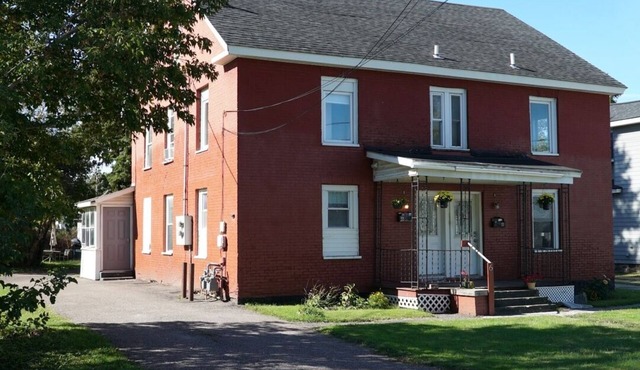 Charming 3BR 2BA Home – Walk to Downtown St. Albans, Near Lake Champlain