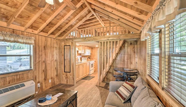 Charming Steinhatchee River Cottage Unit 10! in Steinhatchee