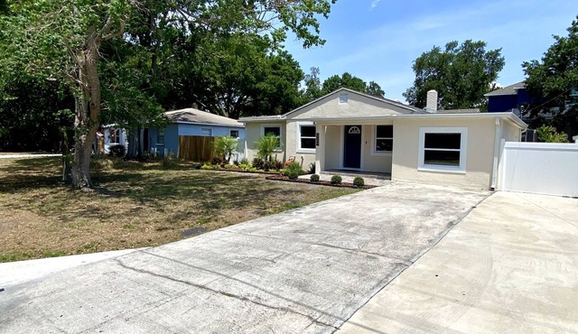 Chic 3bdrm 2bath Pool home in South Tampa!