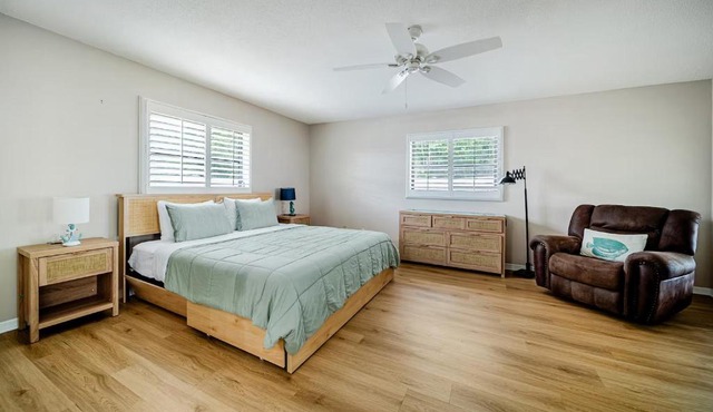 Coastal Cottage in Downtown Palm Harbor