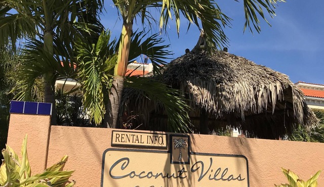 Coconut Villas 2 BR 2BATH # 3 🌊🌞 SMOKE and PET FREE