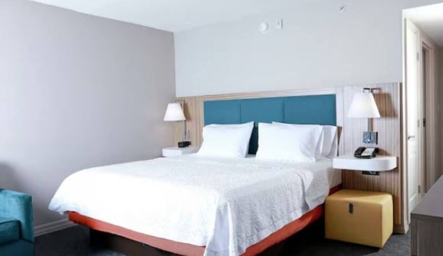 Comfort King w/Sofa Bed | Classic Stay w/Fitness Center & Breakfast Included!
