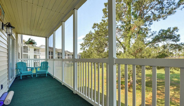 Condo w/Pool & Hot Tub in Aberdeen Golf Villas!