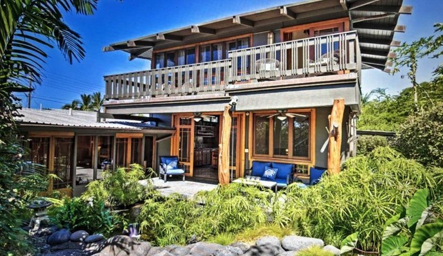 Copper Dawn - Peaceful Beach Hideaway steps from Kahalu'u Bay! home