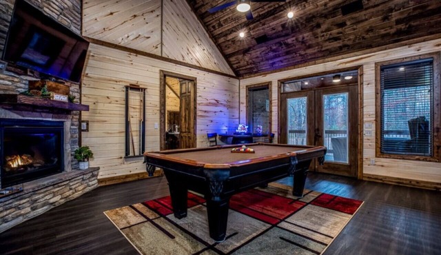 Corner Pocket Escape