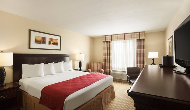 Country Inn & Suites by Radisson, Tulsa, OK