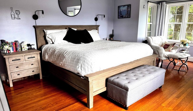 Country Vineyard Escape 5-bedroom farmhouse