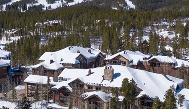 Cozy 1-bedroom lodge in peaceful Breckenridge with fitness sauna,theater,massage