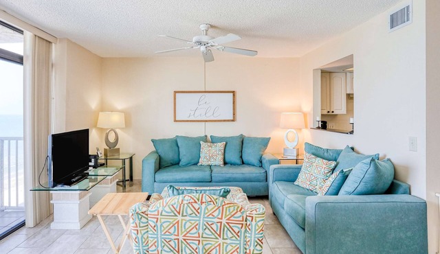 Delightful waterfront condo with sweeping views beach access balcony and pool