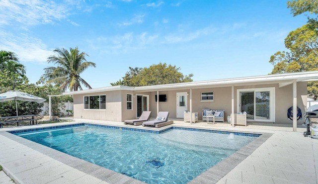 Dockside Retreat | Pool & Grill | Family Ready