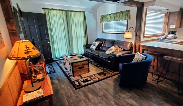 Eagle Cliff Retreat - Hot Tub, Wildlife, & Views (22-RES0263) SALE!