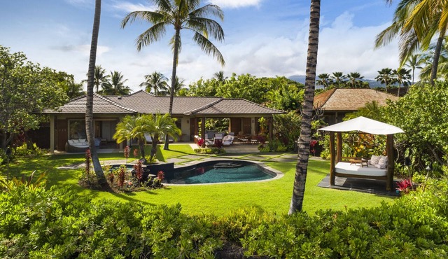 Elevated 4BR Kahikole Estate (218) at Hualalai – Indoor-Outdoor Living & Views