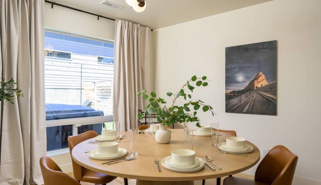 Elevation Haus LoHi | City Views + Hot Tub