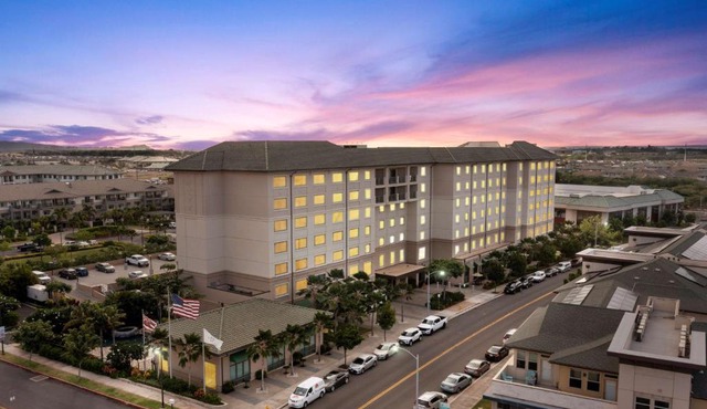 Embassy Suites By Hilton Oahu Kapolei - FREE Breakfast